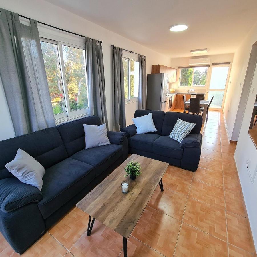 Ntoras Holiday Home Пафос Екстер'єр фото
