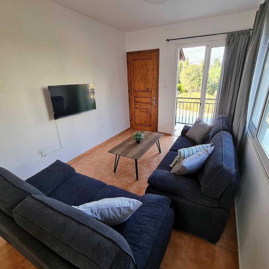 Ntoras Holiday Home Пафос Екстер'єр фото